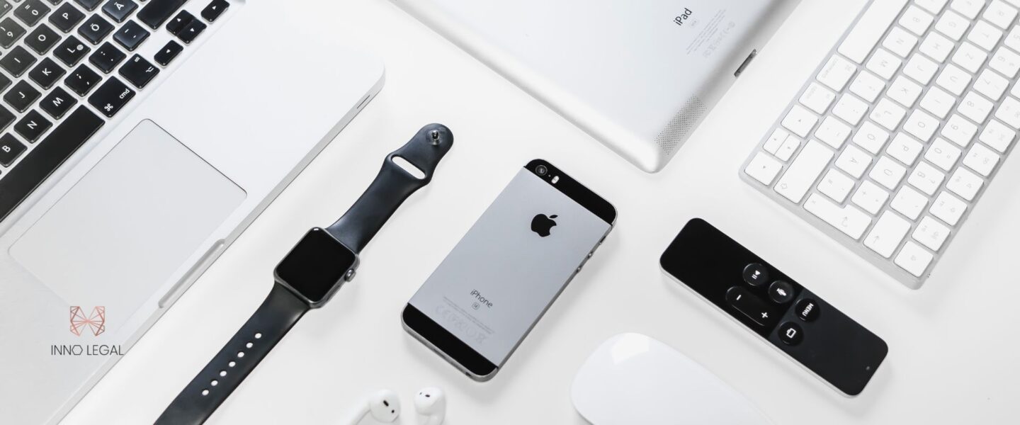 Prva britanska kolektivna tožba proti tehnološkim velikanom: Apple se bori proti tožbi v višini 1,8 milijarde dolarjev zaradi zaračunavanja visokih provizij razvijalcem aplikacij